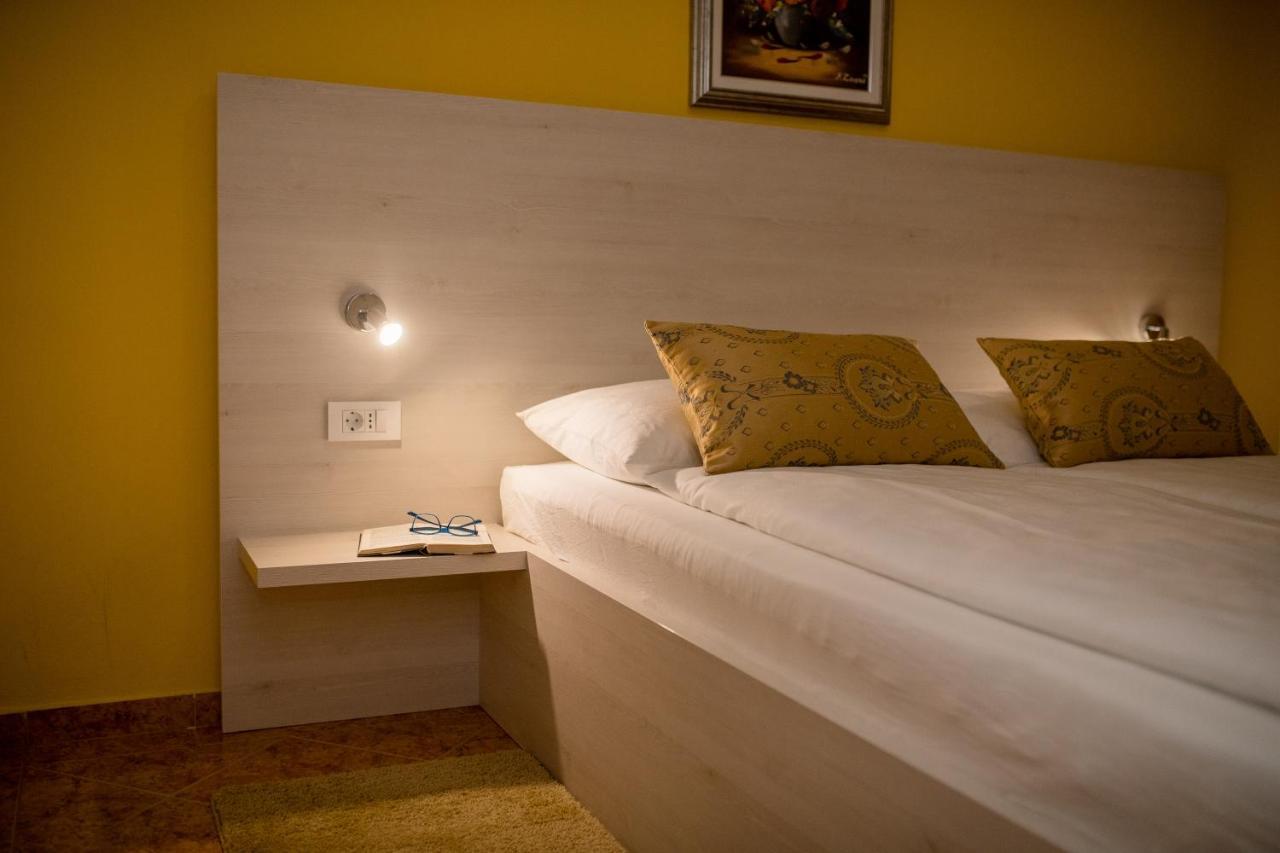 Apartments Kos Supetarska Draga Εξωτερικό φωτογραφία